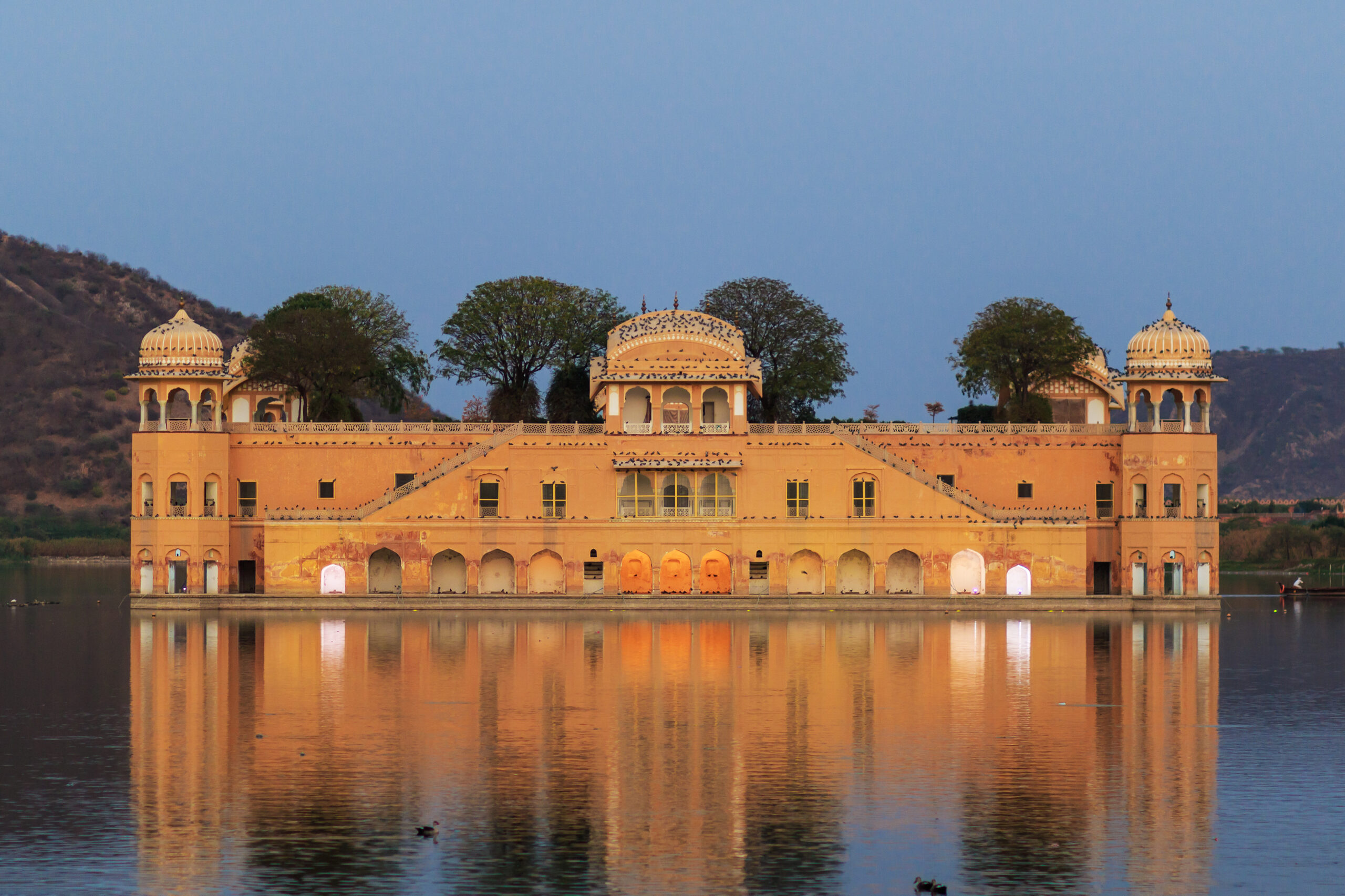 Jal Mahal Mystery in Hindi