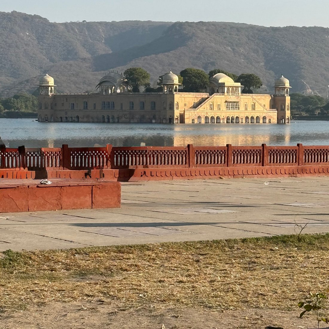 Jal Mahal Mystery in Hindi
