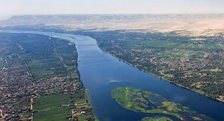 Nile River History in Hindi
