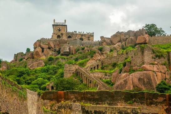 Golconda Fort History in Hindi