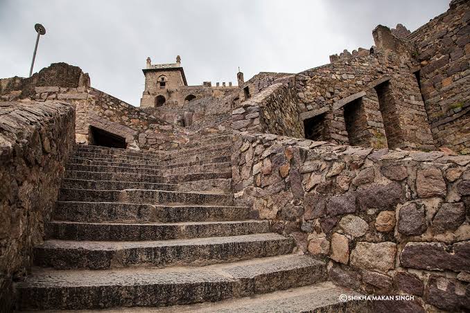 Golconda Fort History in Hindi