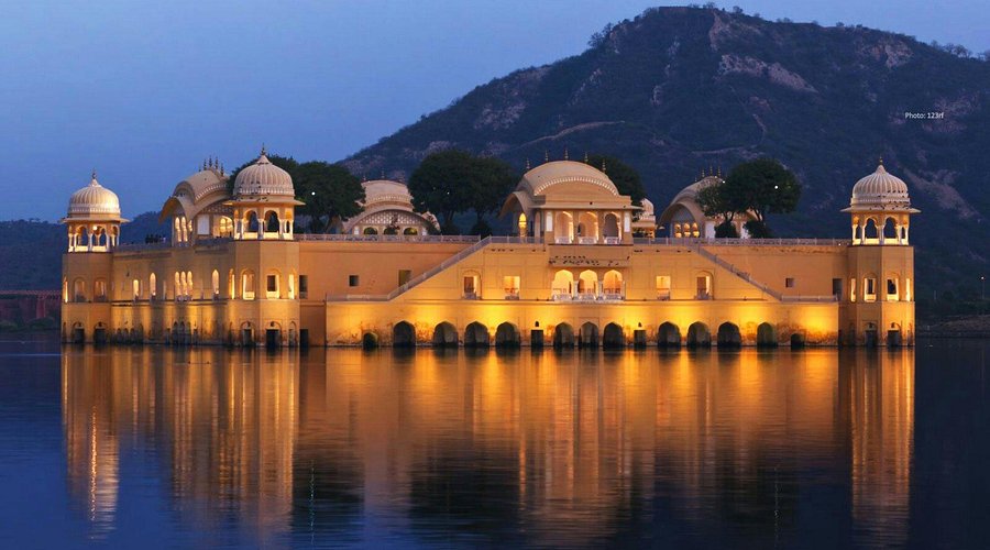 Jal Mahal Mystery in Hindi
