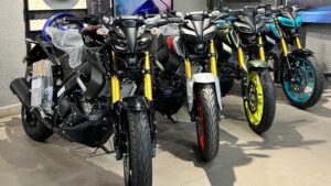 Yamaha MT 15 V2 Bike Will Get Great Mileage And Features With Great Deals and Offers