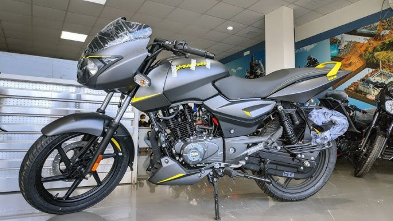 Bajaj Pulsar 220F