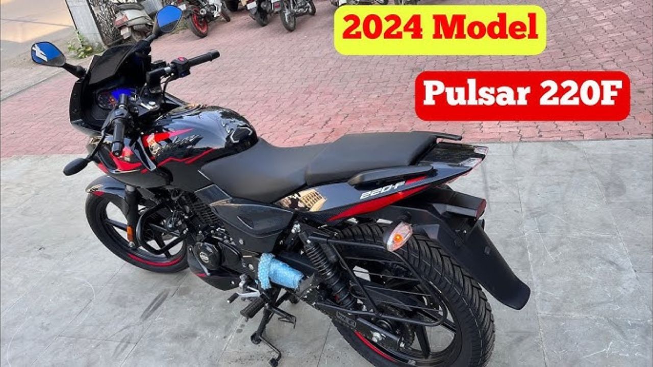 Bajaj Pulsar 220