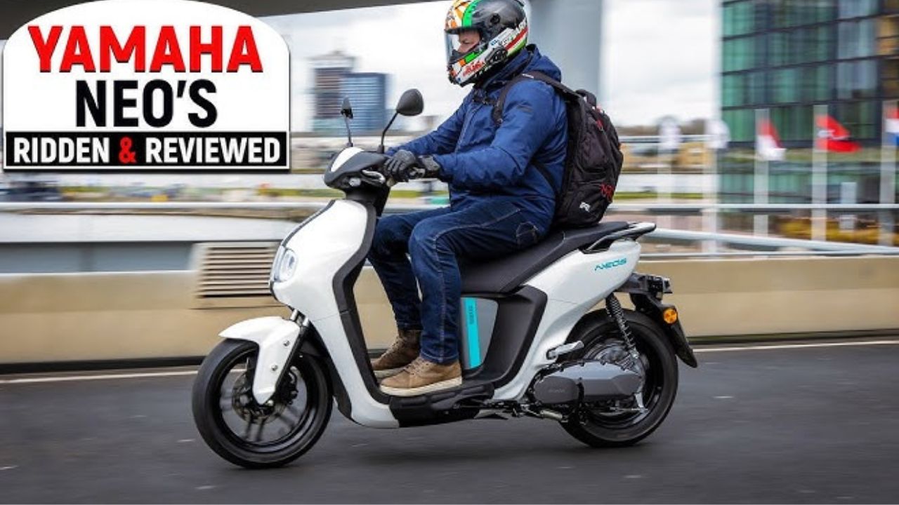 Yamaha Neos Scooter