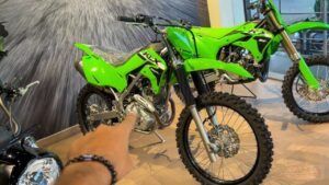 Launched Kawasaki KLX 230 Come To Challange Bullet Bike, See Advance Features