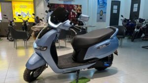 TVS iQube Electric Scooter Come To Defeat OLA With Ultra Powerful Features, See Iconic Design And Features