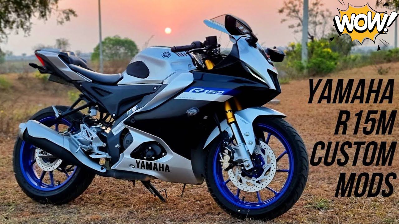 Yamaha R15 BS6