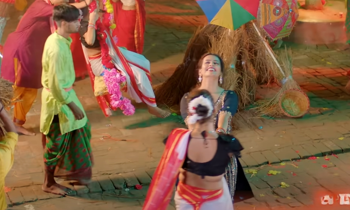 Khesari Lal Yadav’s New Song Suna Ae Kareja Creates a Sensation Fans Go Crazy