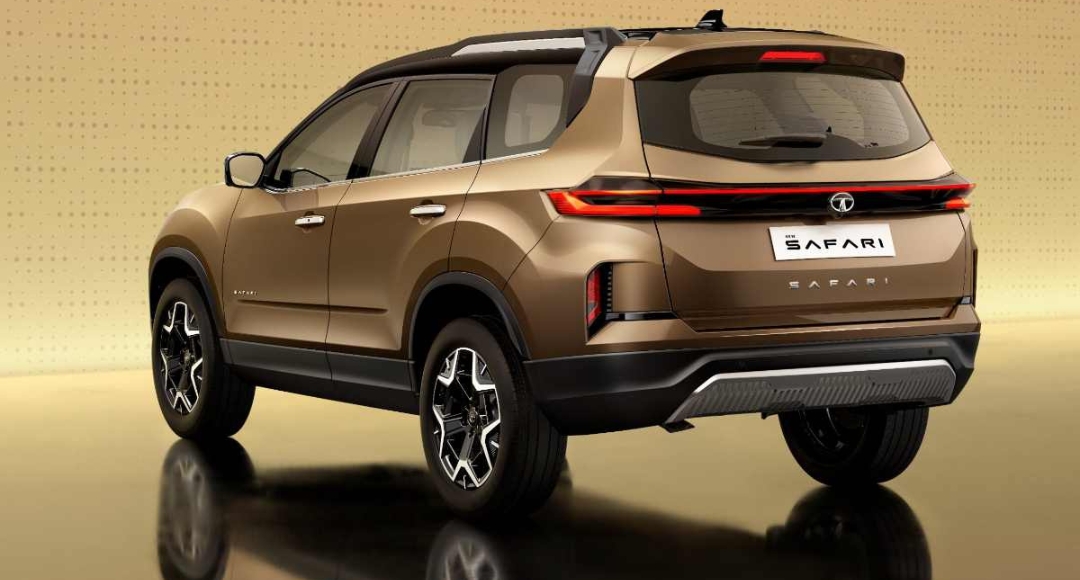 Tata Safari A Powerful and Luxurious SUV for Every Journey