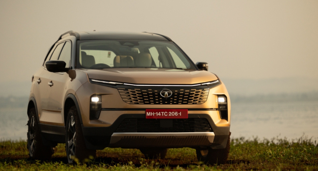 Tata Safari A Powerful and Luxurious SUV for Every Journey