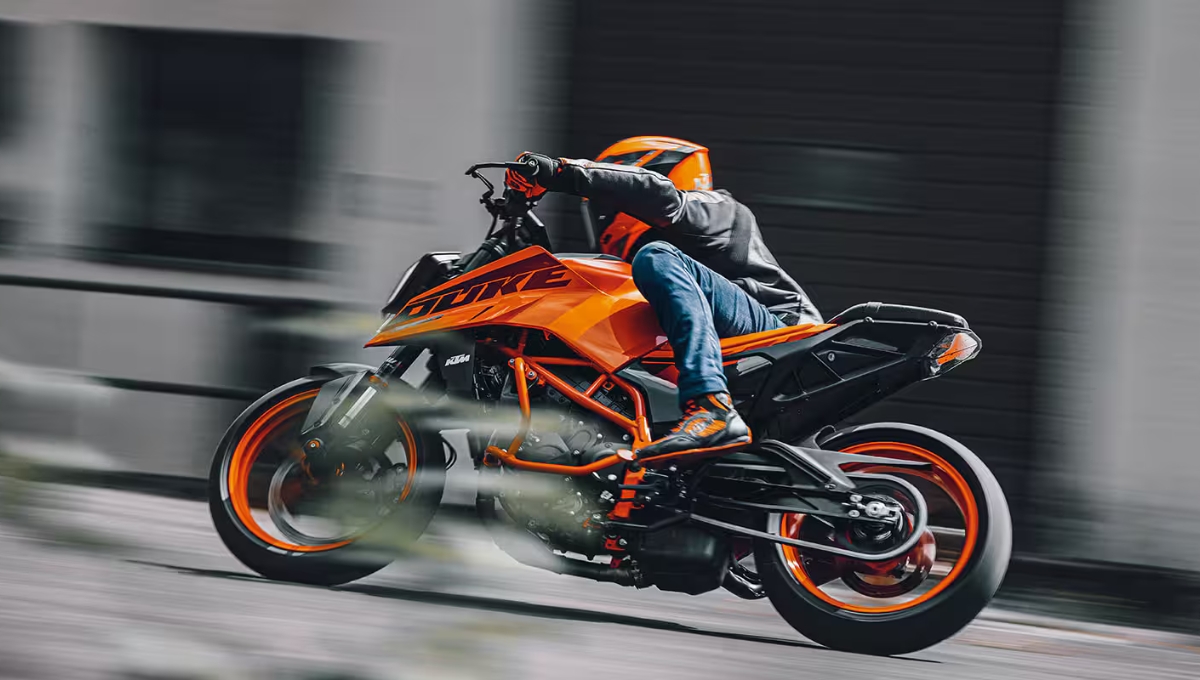 KTM 390 Duke The Ultimate Streetfighter That Redefines Thrill