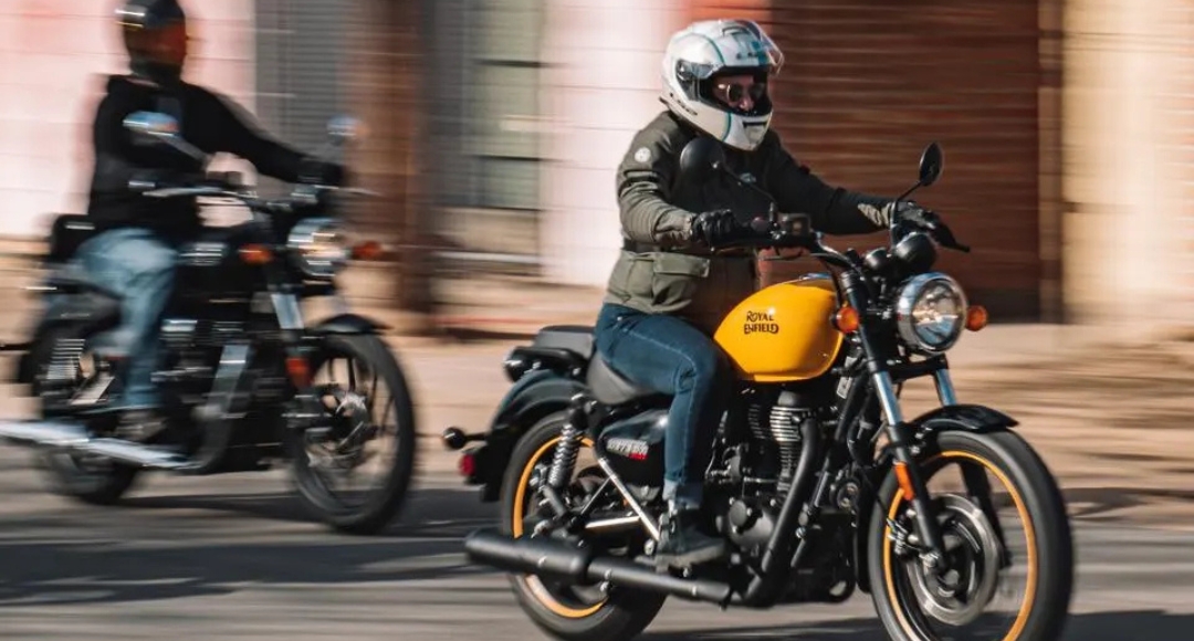 Royal Enfield Meteor 350 The Cruiser That Defines Comfort and Style