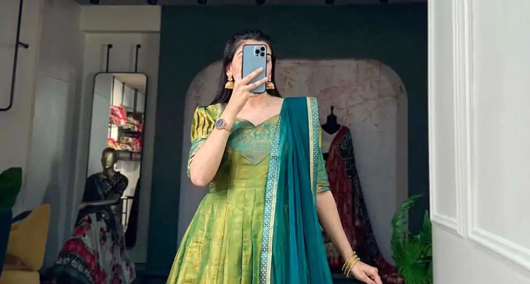 Eid Special: Dazzle in Gorgeous Green Suit This Festive Season