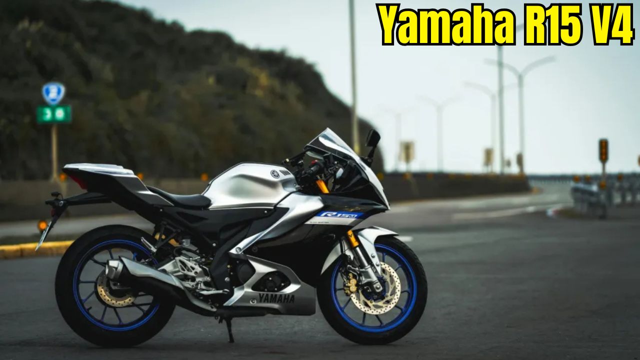 Yamaha R15 V4