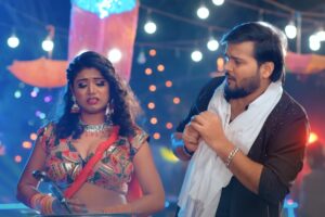 Bhojpuri Song: Arvind Akela Kallu Seeti Sets YouTube on Fire with Sizzling Chemistry
