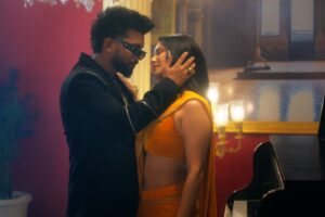 Bhojpuri Song: Ladki Deewani Neelkamal Singh and Sunny Leone Set the Screen on Fire