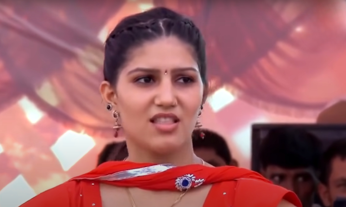 Haryanvi Song: Sapna Choudhary Dance Sets the Stage on Fire Again