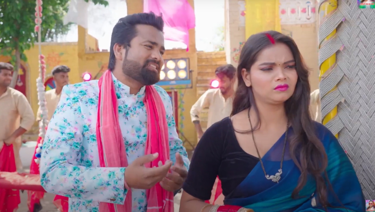 Bhojpuri Song: Shilpi Raj Strikes Again Jhulani Heraile Wins Hearts with Emotion