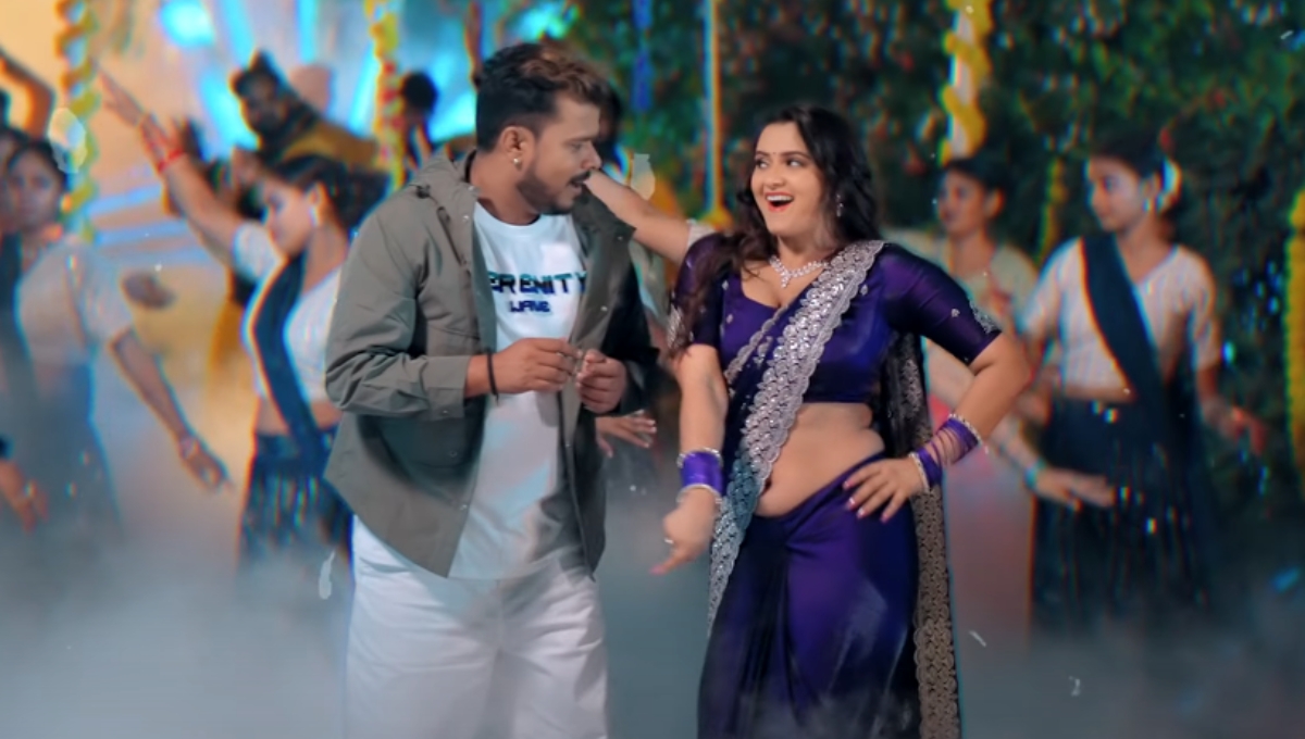 Bhojpuri Song: Pramod Premi and Neelam Giri Create Magic in Naihar Ke Darjiya