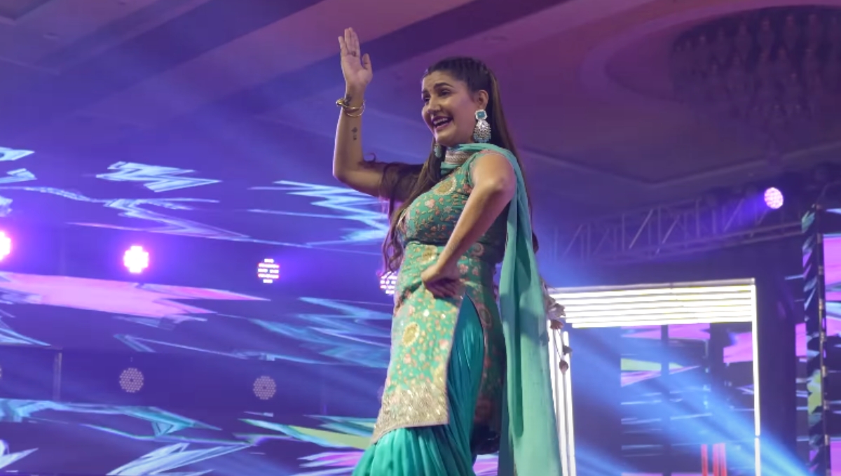 Haryanvi Song: Nashile Nain, Sapna Choudhary Mesmerizing Dance Sets Hearts Racing Again