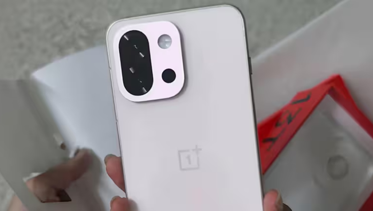 The OnePlus 13T: Will Steal Your Heart and Never Lag Behind