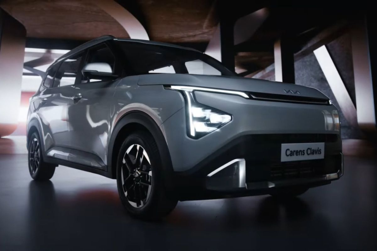 Kia Carens Clavis