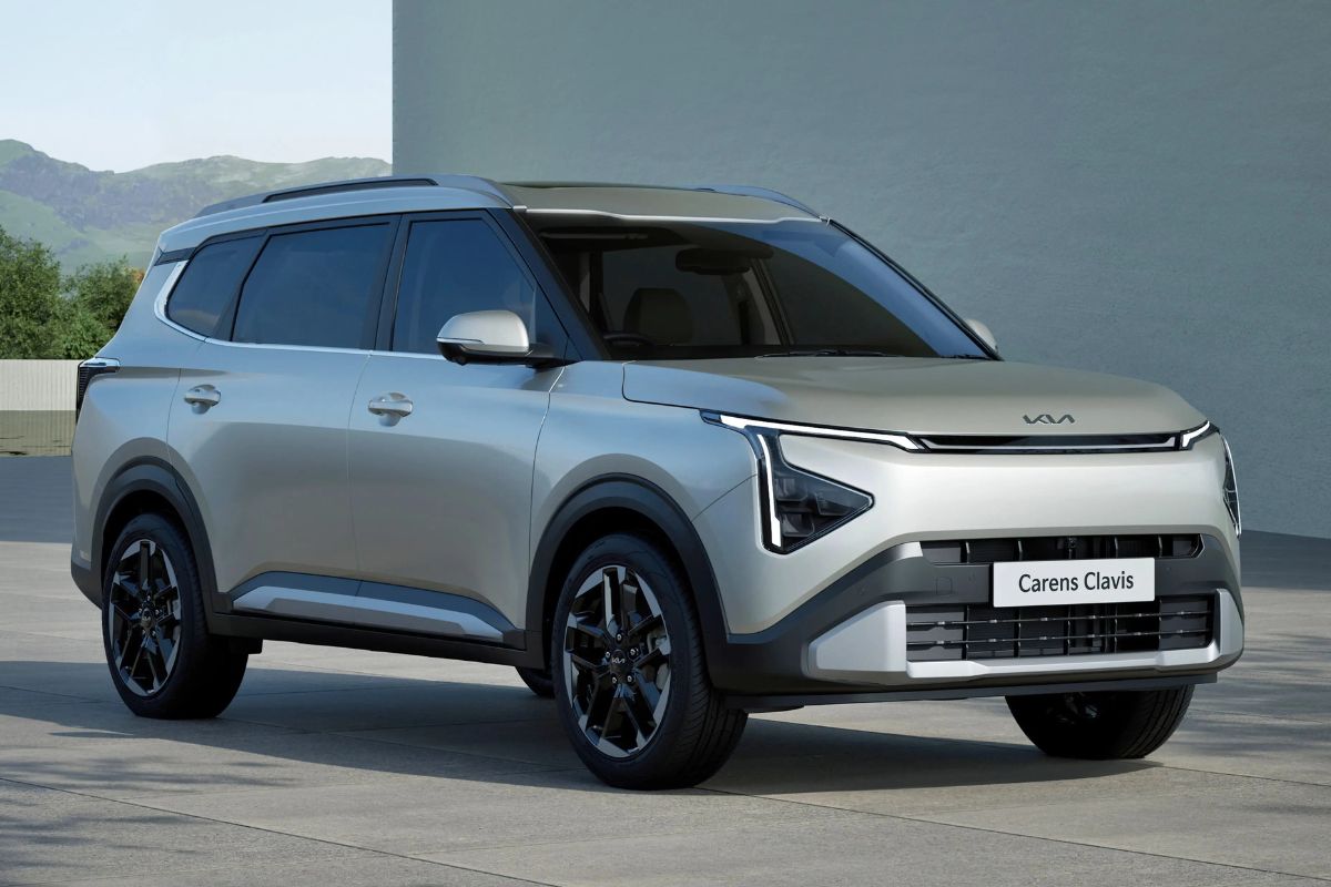 Kia Carens Clavis