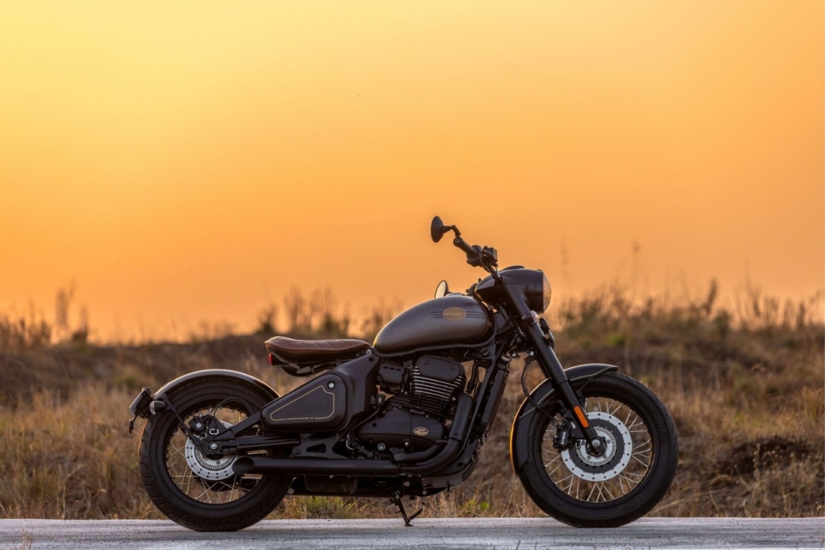Jawa 42 Bobber