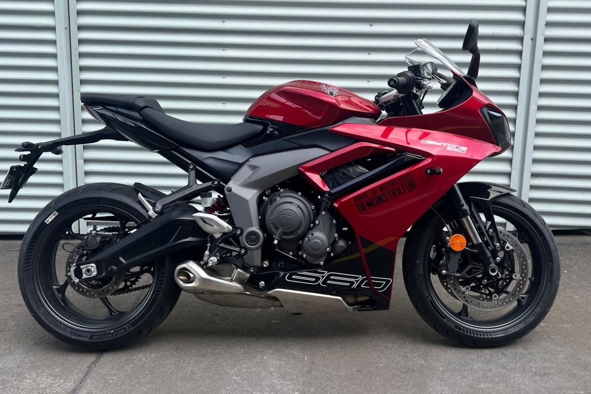 Triumph Daytona 660