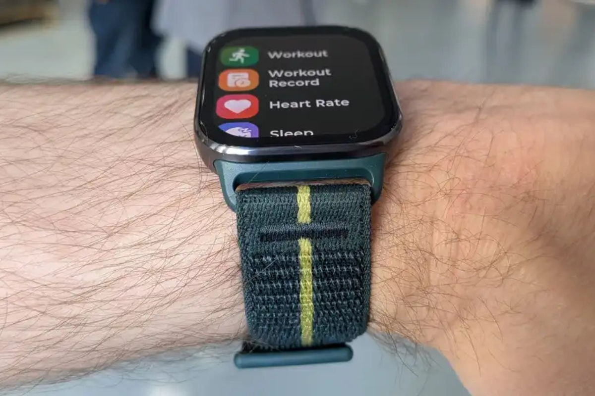 Moto Watch Fit