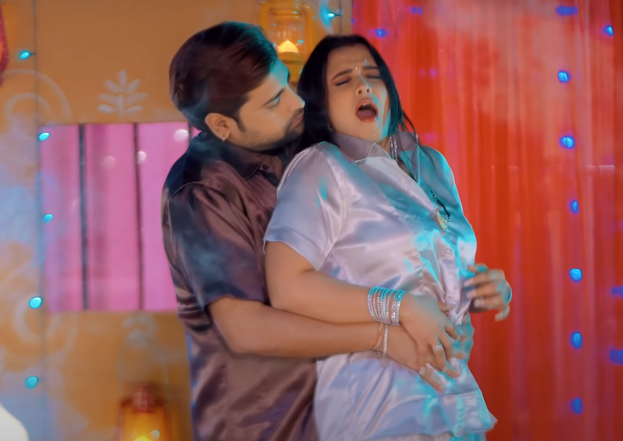 Bhojpuri Song: Palangiya Tural Humach Ke, A Musical Storm with Rakesh Mishra And Neelam Giri