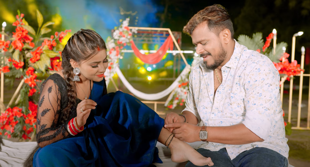 Bhojpuri Song: New Bhojpuri Romance Alert, Sona As Suratiya by Pramod Premi Yadav