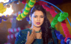 Bhojpuri Song: Shilpi Raj And Astha Singh Chemistry Shines in Kanakhiye Se Dhaye Dhaye