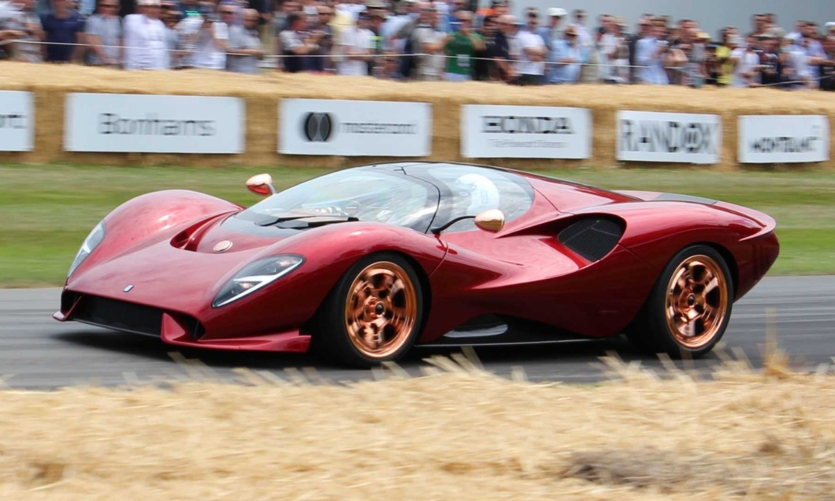 De Tomaso P72
