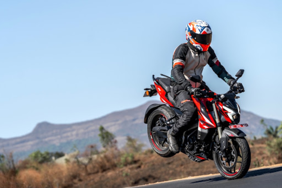 Pulsar NS400Z