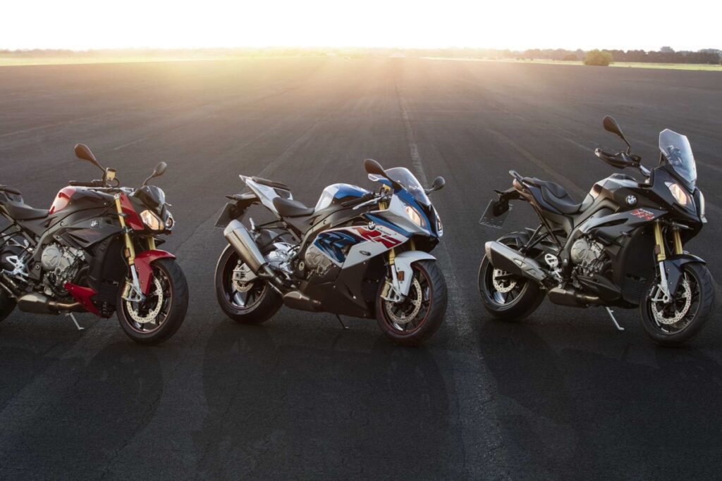 BMW S 1000 RR and R