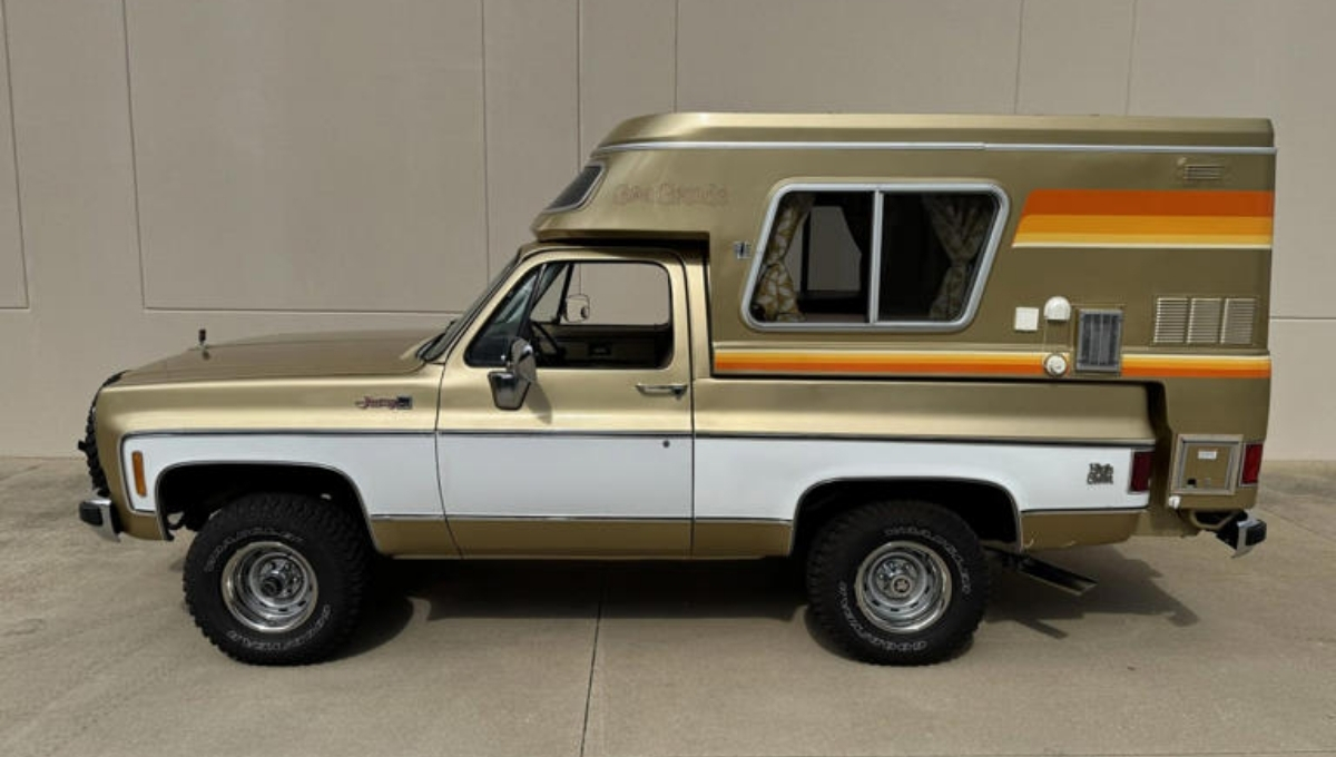 GMC Jimmy Camper