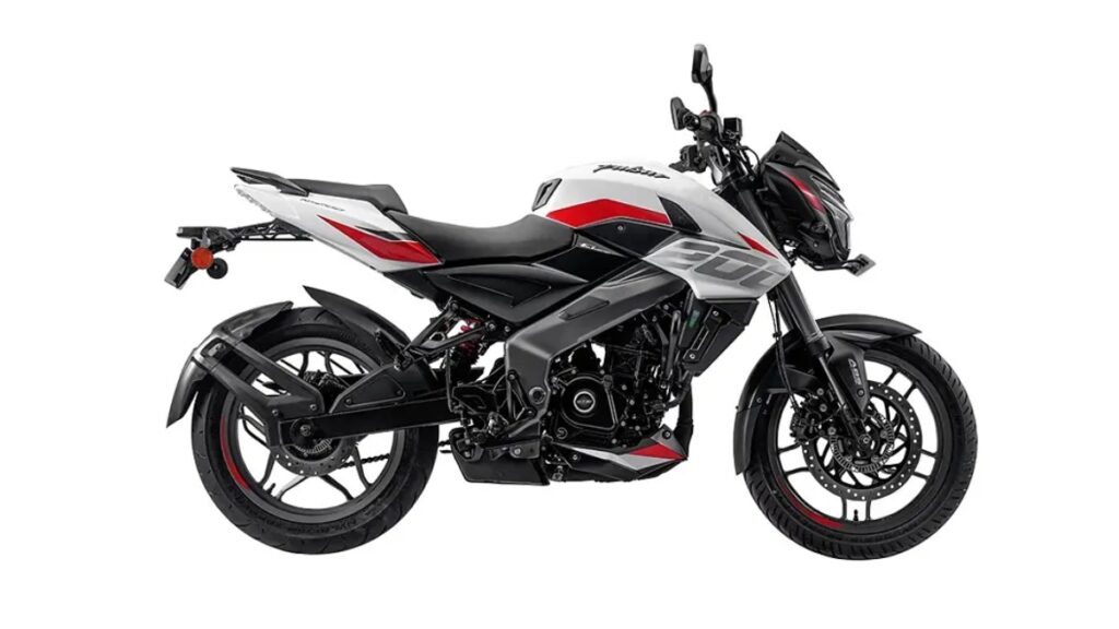 Pulsar NS200 आता ₹1.57 लाखांत स्टाईल, पॉवर आणि बजाजचा भरोसा एकत्र