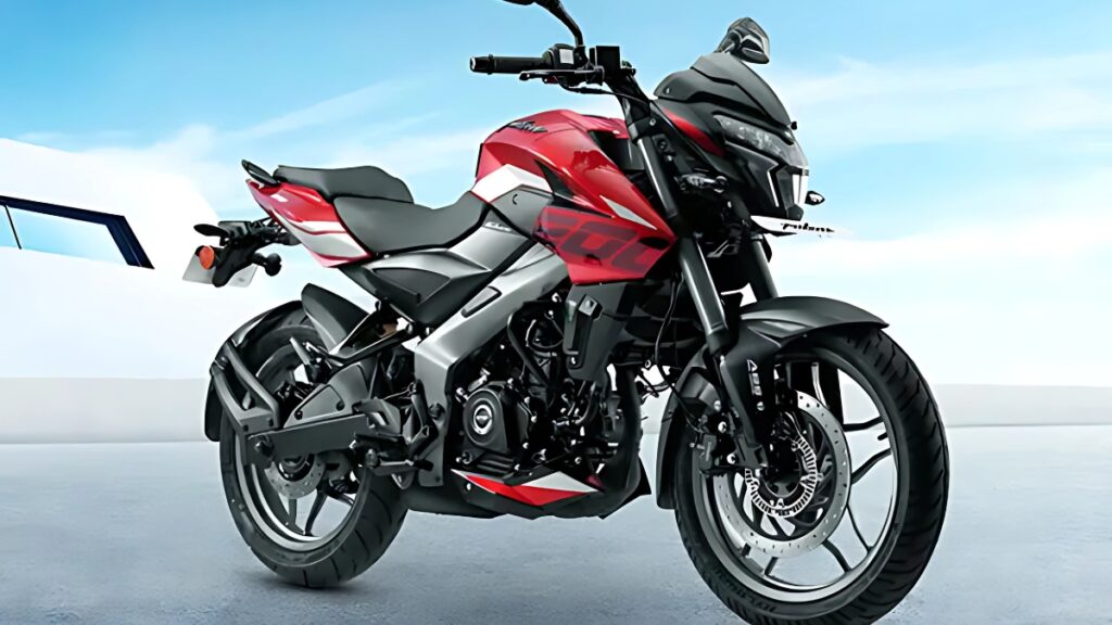 Pulsar NS200 आता ₹1.57 लाखांत स्टाईल, पॉवर आणि बजाजचा भरोसा एकत्र