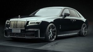 Rolls-Royce Black Badge Ghost ₹12 कोटीच्या किंमतीत परिष्कृतता आणि कार्यक्षमता