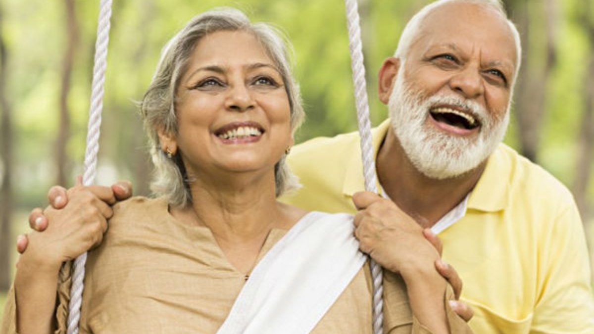 Varishta Pension Bima Yojana ₹500 पासून ₹5,000 पर्यंत पेंशन मिळवण्याचा विश्वासार्ह मार्ग