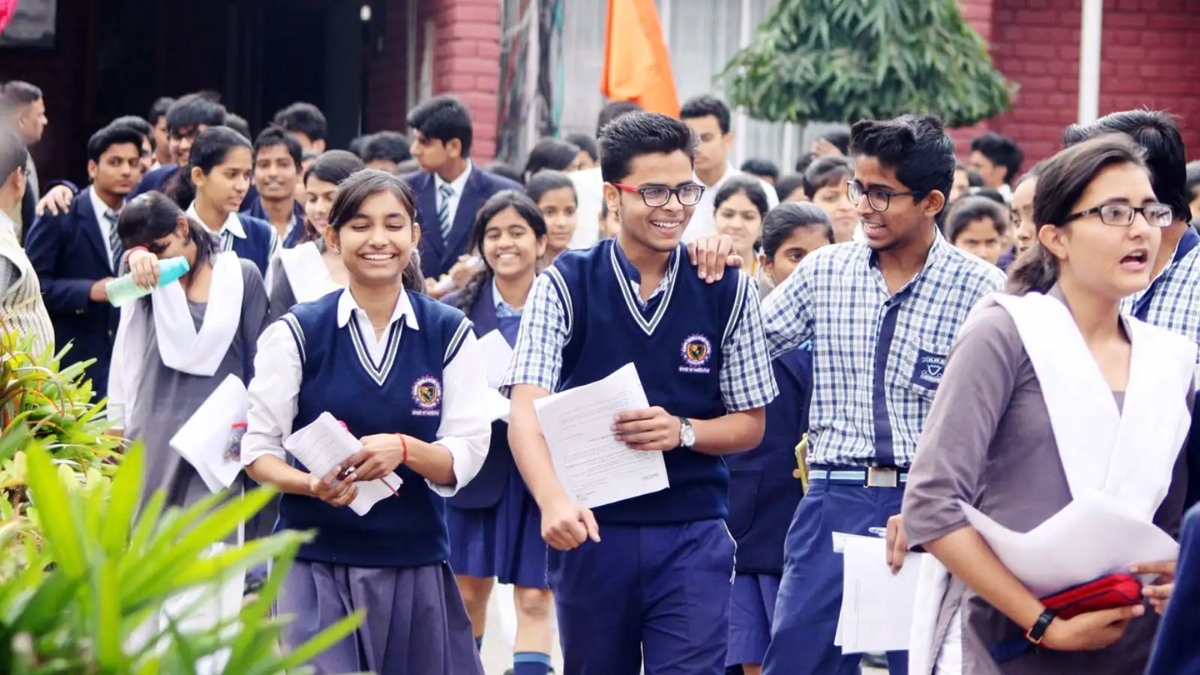 MPBSE निकाल 2025 विद्यार्थ्यांच्या स्वप्नांना मिळालं आभाळ, टक्केवारीत ऐतिहासिक वाढ