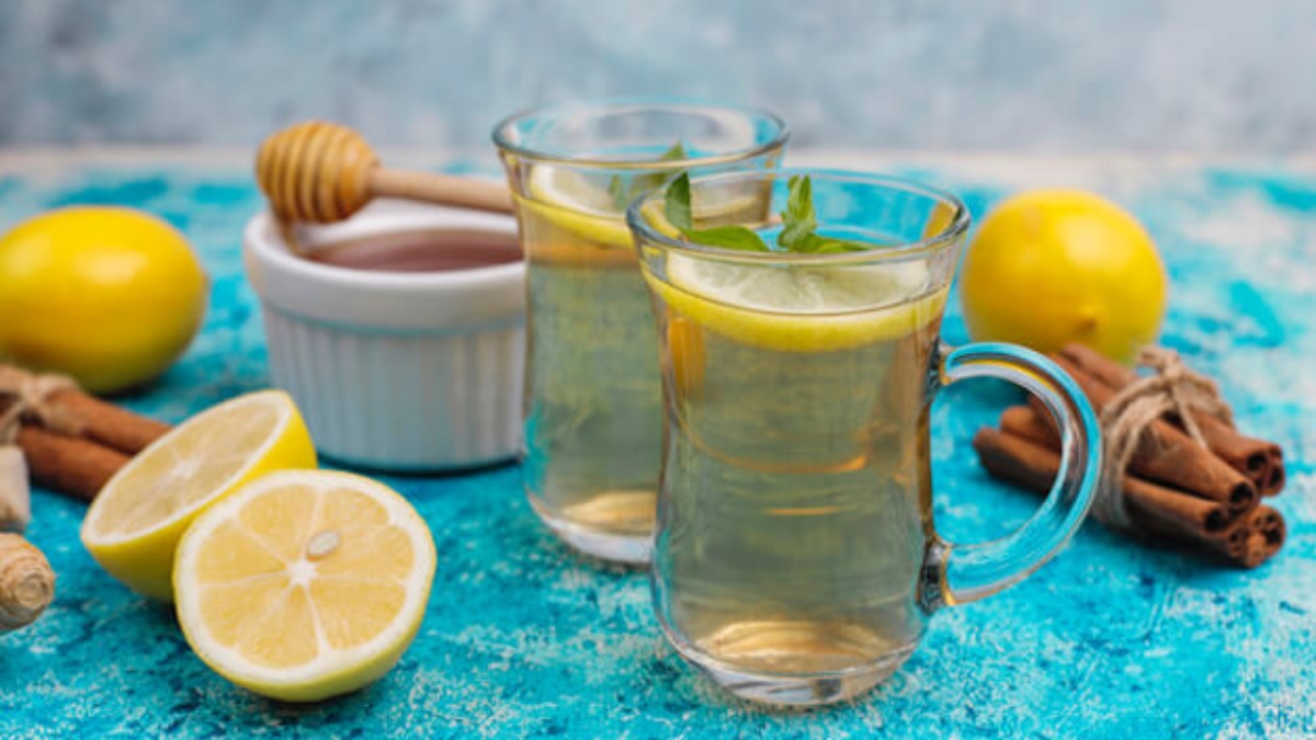 Amla Juice वजन कमी, रोगप्रतिकारशक्ती वाढ आणि चमकदार त्वचेसाठी नैसर्गिक उपाय