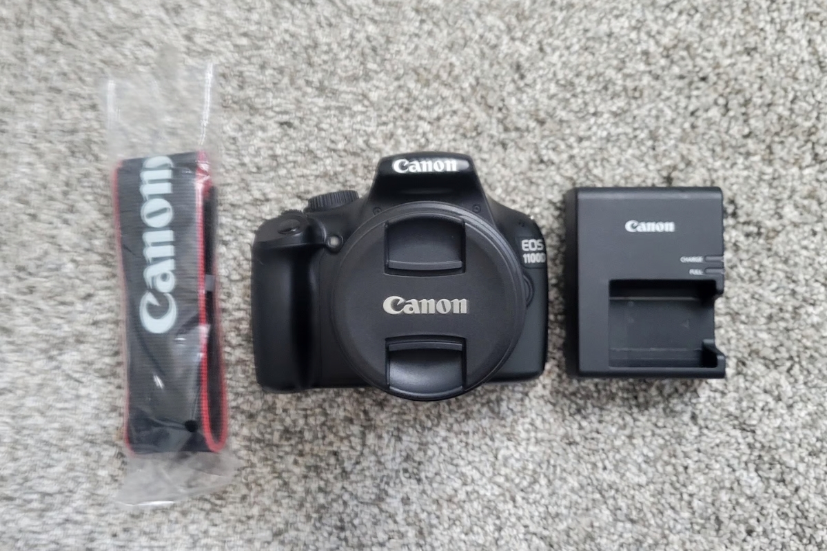 Canon EOS 1100D बजेटमध्ये प्रीमियम कॅमेरा ₹25,000 मध्ये तुमचं स्वप्न पूर्ण करा