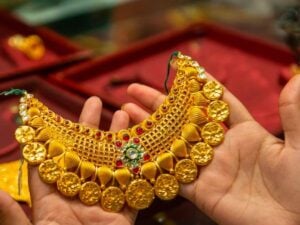 Gold Price Today: भारत में आज क्या है सोने के दाम? जनिए 14 से 24 केरेट के लेटेस्ट रेट