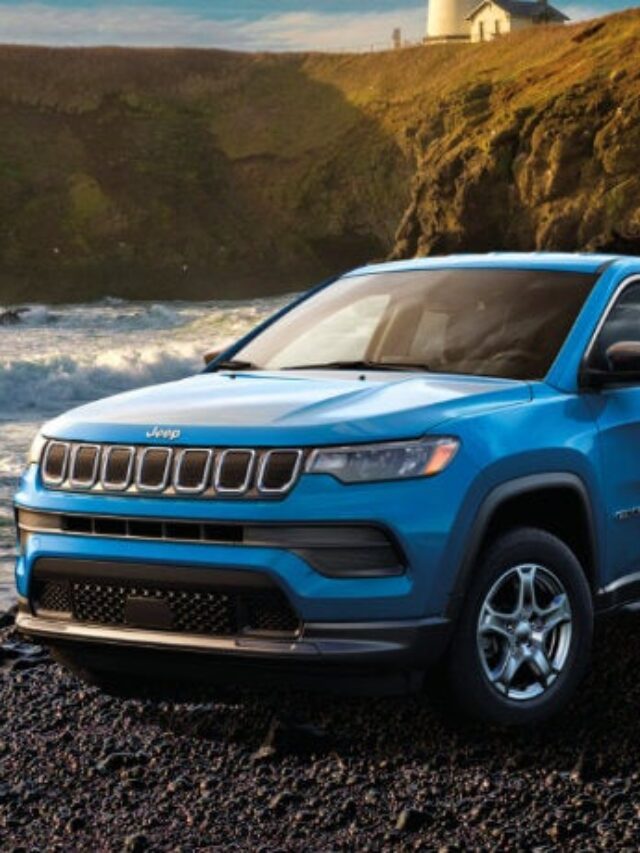 23Jeep-Compass-ExteriorRockyBeach-5x3