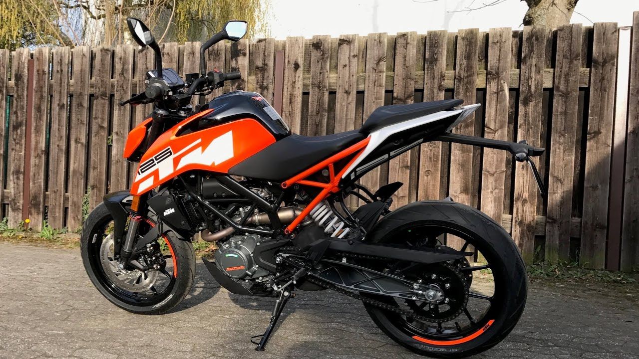 KTM Duke 125