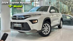 Toyota की इस नयी एडिशन Hyryder का इस महीने क़ीमत हुआ कम, लोगों की लगी लाइन